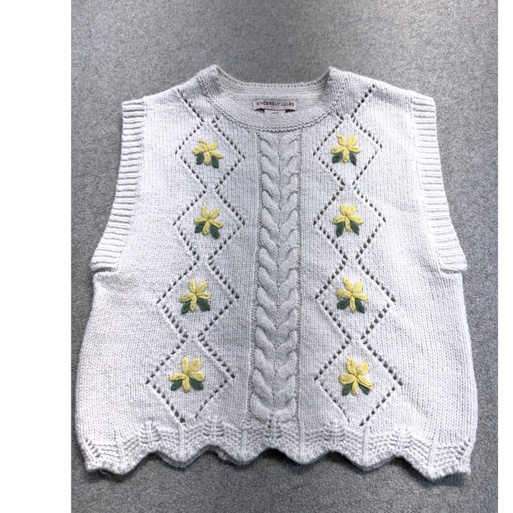 Cottagecore Floral Embroidered Sweater Vest Cable Knit Grandmacore Boho Preppy